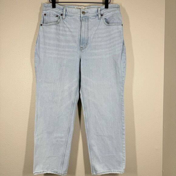 Abercrombie & Fitch Ankle Straight Leg Ultra High Rise Jeans Light Wash 12 31 - Picture 1 of 6